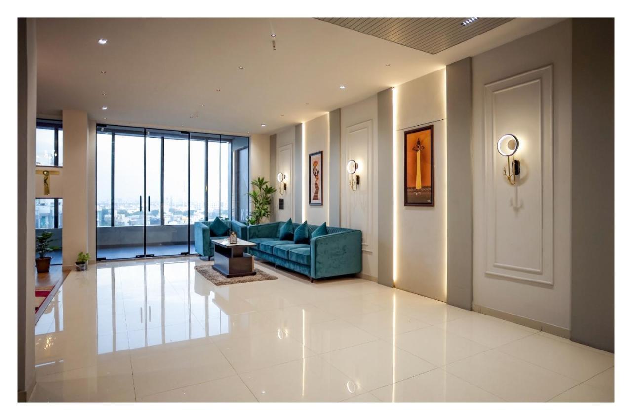 Hotel The Parker Inn By Kbnt Group Surat Exterior photo